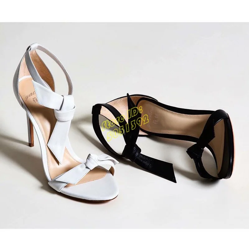 Leather Classic Strap - صنادل نسائية كلاسيكية جديدة بكعب عالٍ