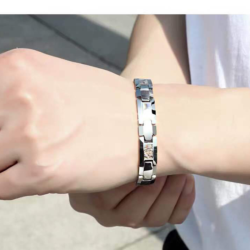 10 مللي متر هافي الشرير الأسود - مراجعة Ceramic Link Bracelet وسعره