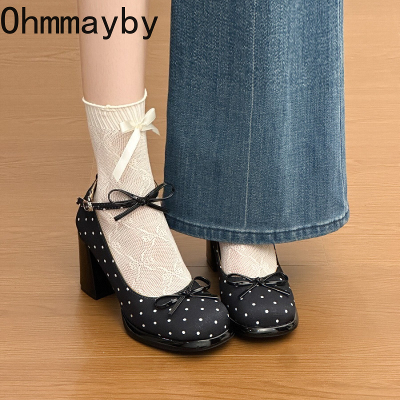 أحذية نسائية بكعب سميك وحزام ل - مراجعة Leather Classic Strap وسعره