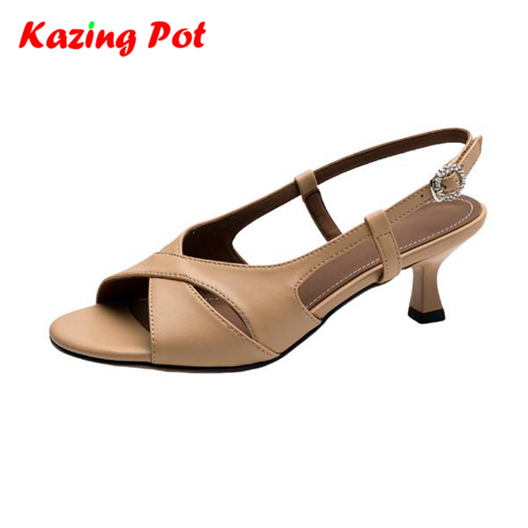 صنادل نسائية كلاسيكية من جلد ا - مراجعة Leather Classic Strap وسعره